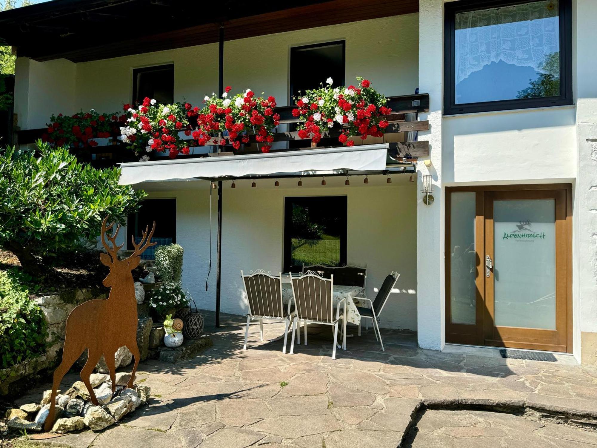 Ferienwohnung Alpenhirsch Швангау Екстериор снимка