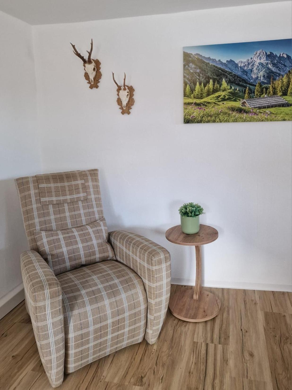 Ferienwohnung Alpenhirsch Швангау Екстериор снимка